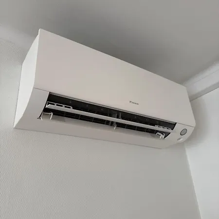 Belle Piscine Provence Uzes Climatisée